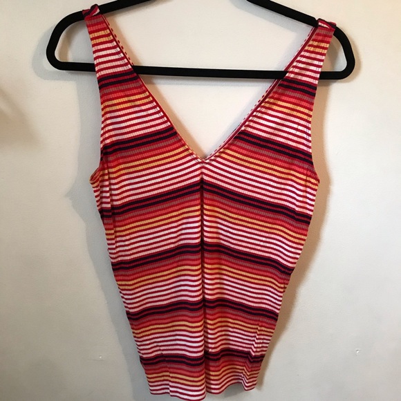 NWT Ribbed Tank - Picture 4 of 5